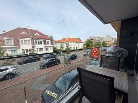 appartement très bien situé et bien entretenu avec une vue