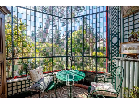 maison de luxe à vendre dans le quartier bac-bécon-flachat-colombes