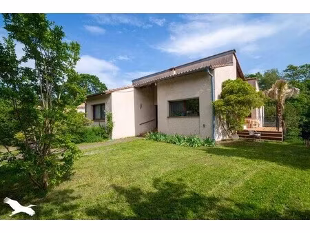 maison de luxe à vendre dans le quartier ramassiers-marots cabriol