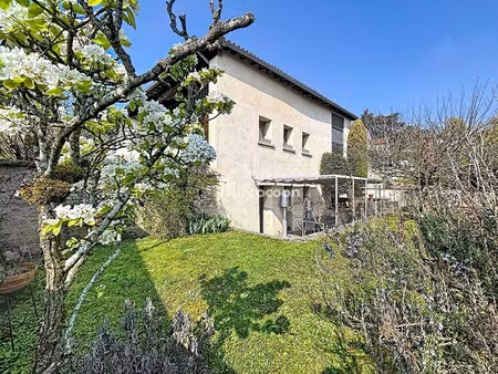 maison de luxe à vendre dans le quartier est