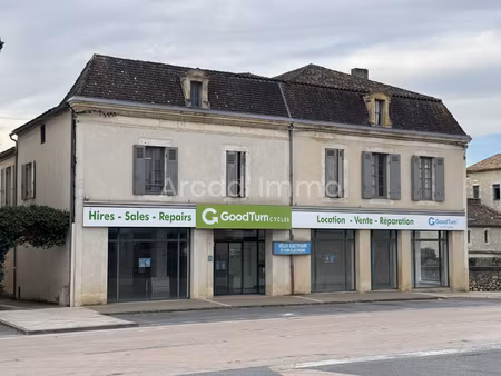 a eymet  sur le boulevard/axe principal bergerac marmande