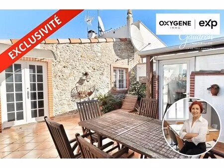maison de maître - terrasse de toit de 40 m² - coeur de villag