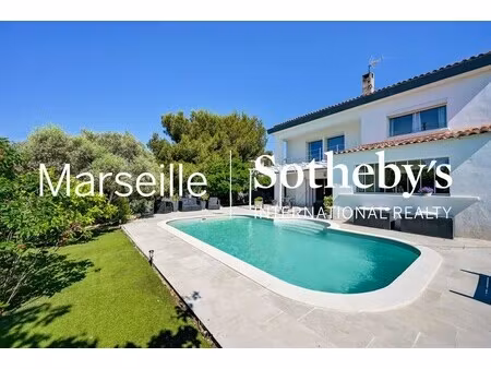 maison traditionnelle à vendre dans le quartier le village-l'esperon