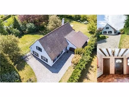 villa à vendre avec garage et jardin   hoves (vbe18144)