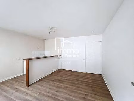 location appartement 2 pièces à laval centre-ville préfecture (53000) : à louer 2 pièces /