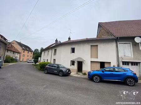 besancon - morre - immeuble composé de deux appartements