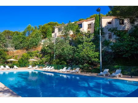 vente appartement 2 pièces 25.87 m² à saint-raphael (83700)  84 118 €