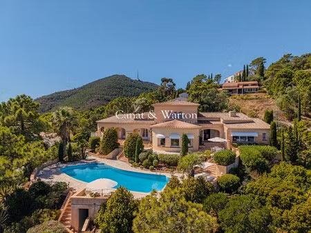 villa de luxe à vendre à le trayas