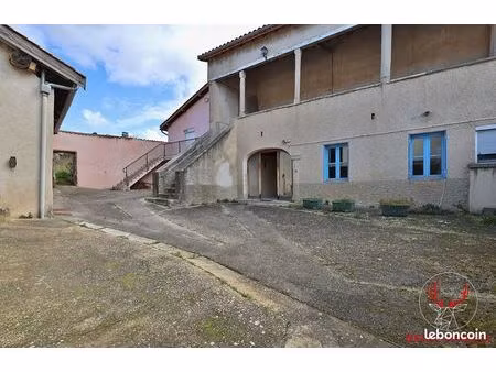 ferme 3 pièces 100 m²