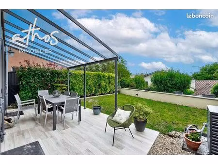 maison 4 pièces 109 m²