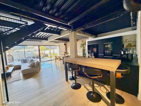 maison 4 pièces 148 m²