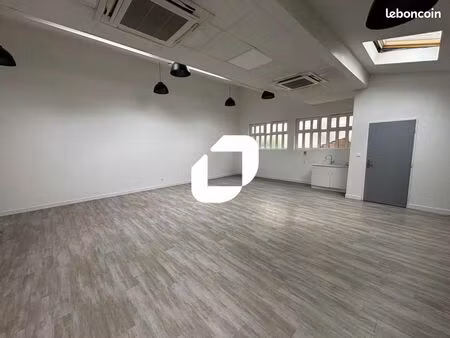 bureaux 205 m²