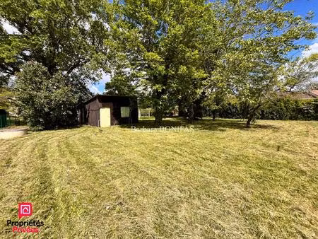 terrain constructible 884 m2