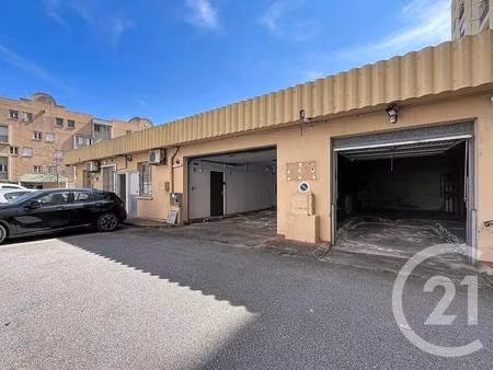 local commercial à vendre