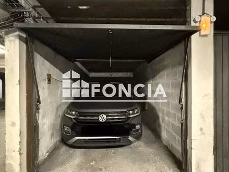 parking à louer
