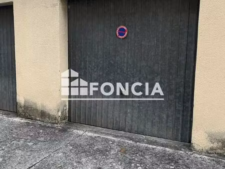 parking à louer
