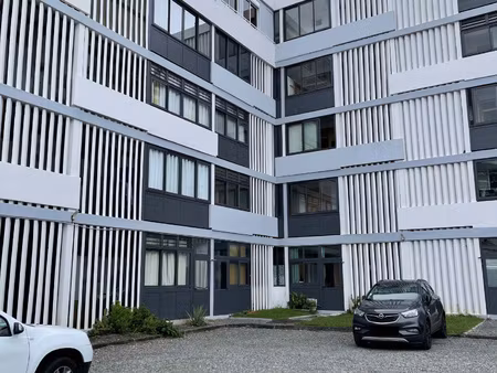 apt t4 - proximité centre-ville et jardin de l'état