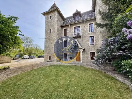 le castel – demeure de caractère du xvᵉ siècle à fleurey-sur-ouche