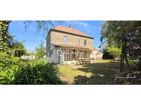 maison de caractère 5 chambres 162 m²