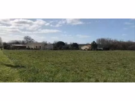 terrain à bâtir de 1005 m² à aureville (31)