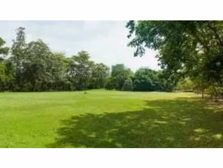 terrain à bâtir de 747 m² à baziege (31)