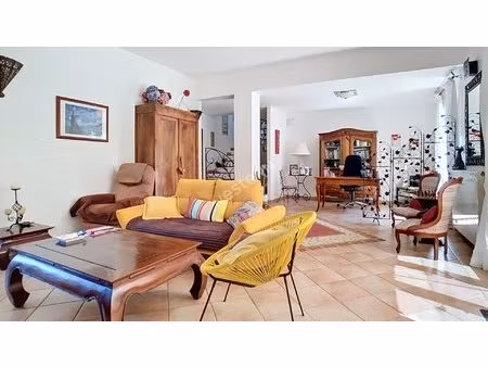 jonquieres villa impeccable de 138 m² sur parcelle de 762 m² au calme absolu