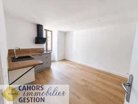 studio - coeur de ville - cahors
