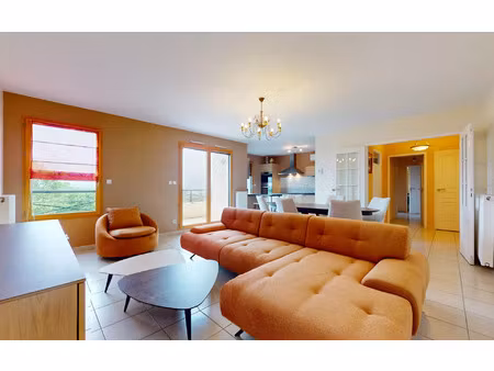 location appartement  76.19 m² t-3 à trévoux  980 €