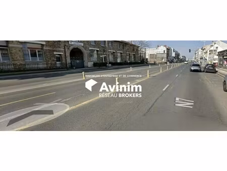 location commerce athis mons 91200 235m²