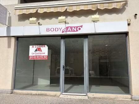 local commercial à louer