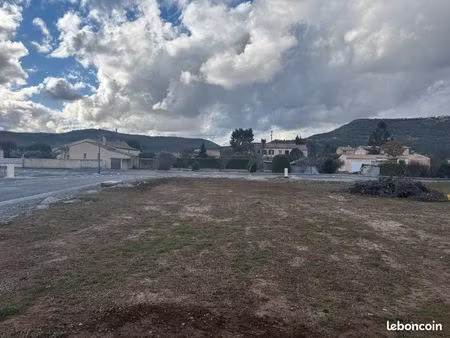 terrain 412 m² les mees