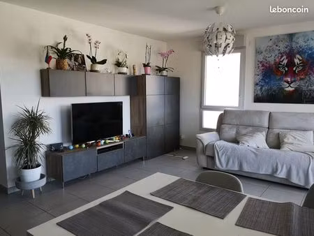 vend appartement t4