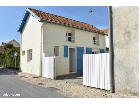 maison 2 pièces 51 m²
