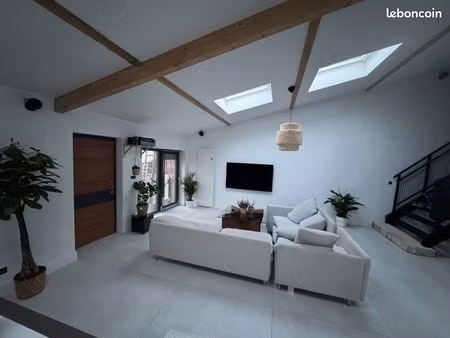 à vendre – loft de 120 m² avec jardin et prestations récentes