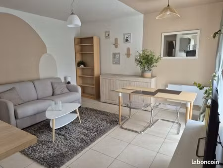 studio meublé proche centre ville montargis