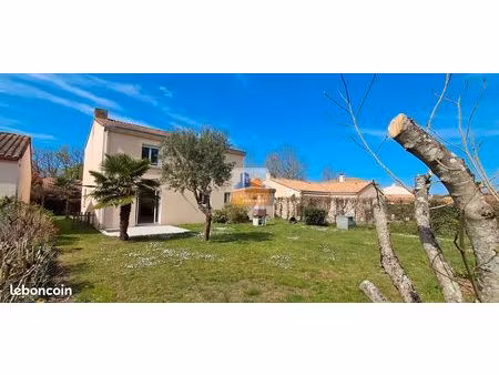 maison 5 pièces 131 m²
