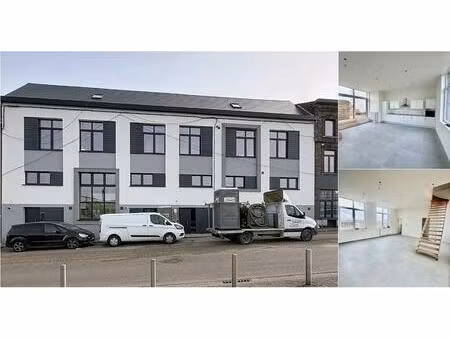 duplex à louer à de la poste 53 châtelineau (vbe18212)