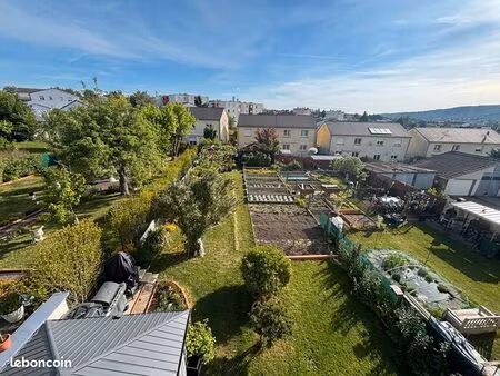 appartement 3 pièces 77 m²