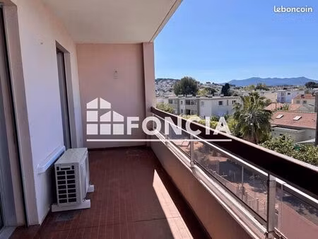 studio 1 pièce 29 m²