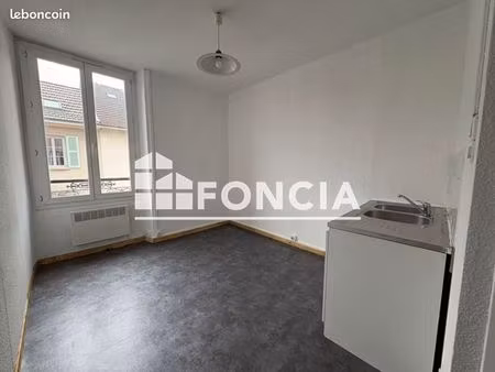 studio 1 pièce 13 m²