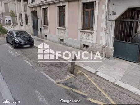 parking 14 m² grenoble