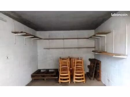 garage pour stockage de meubles 16 m2 ou 38 m3
