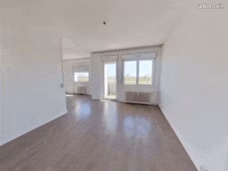 bel appartement f3 à louer