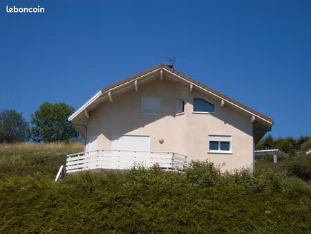 villa 5 pièces 99 m²