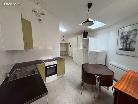 studio 1 pièce 29 m²