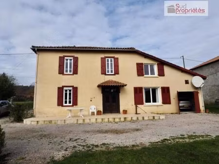 commingoise rénovée avec garage et dépendances sur 2300 m2 de terrain plat avec puits