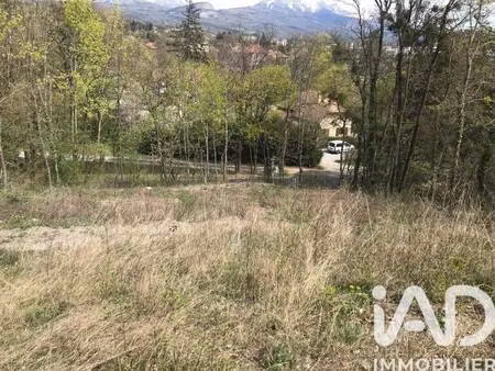 terrain constructible viabilisé à vendre