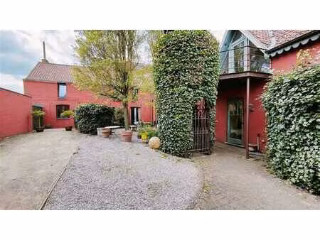 appartement 1 chambre situé à deux pas du centre de tournai