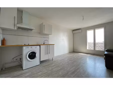 location appartement  32 m² t-2 à tournefeuille  595 €
