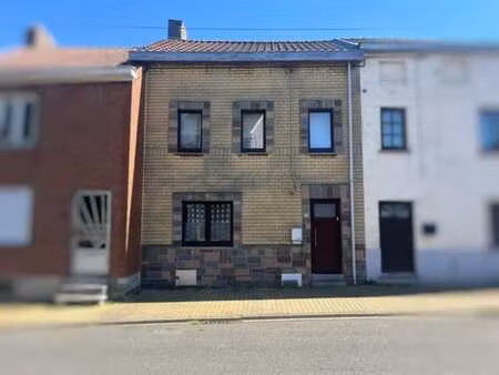 maison 2 façades  2 chambres avec jardin